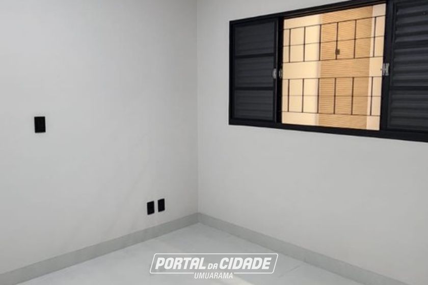 Casa &agrave; venda - 135m&sup2; - JARDIM KASKATA