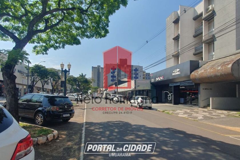 Sala Comercial &agrave; venda - 825m&sup2; - Zona III