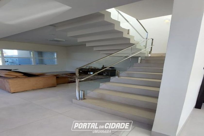 Sobrado &agrave; venda - Zona VII