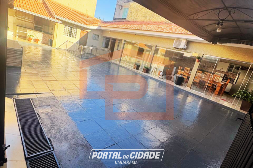 Casa &agrave; venda - 309m&sup2; - Zona III