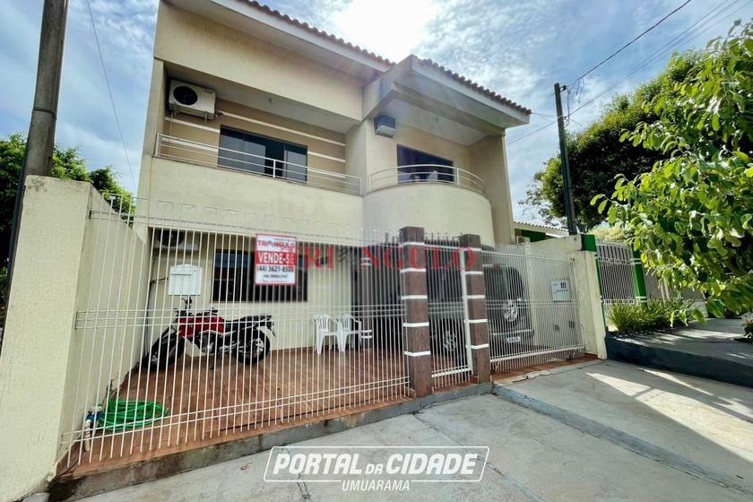 Sobrado &agrave; venda - 123m&sup2; - ZONA V
