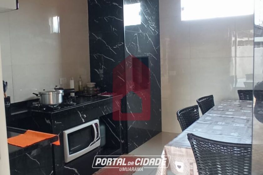 Casa &agrave; venda - 130m&sup2; - Centro
