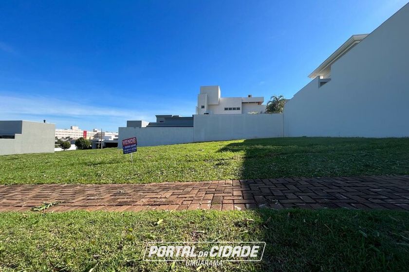 Terreno &agrave; venda - 432m&sup2; - -