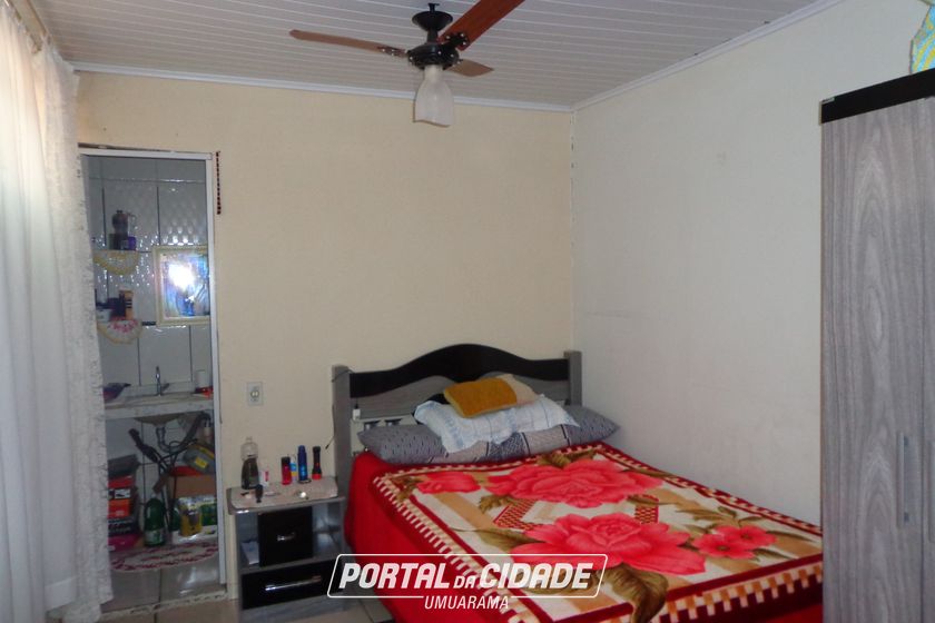 Sal&atilde;o Comercial &agrave; venda - 119m&sup2; - Zona Armazem