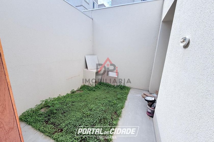 Casa &agrave; venda - 53m&sup2; - Zona V