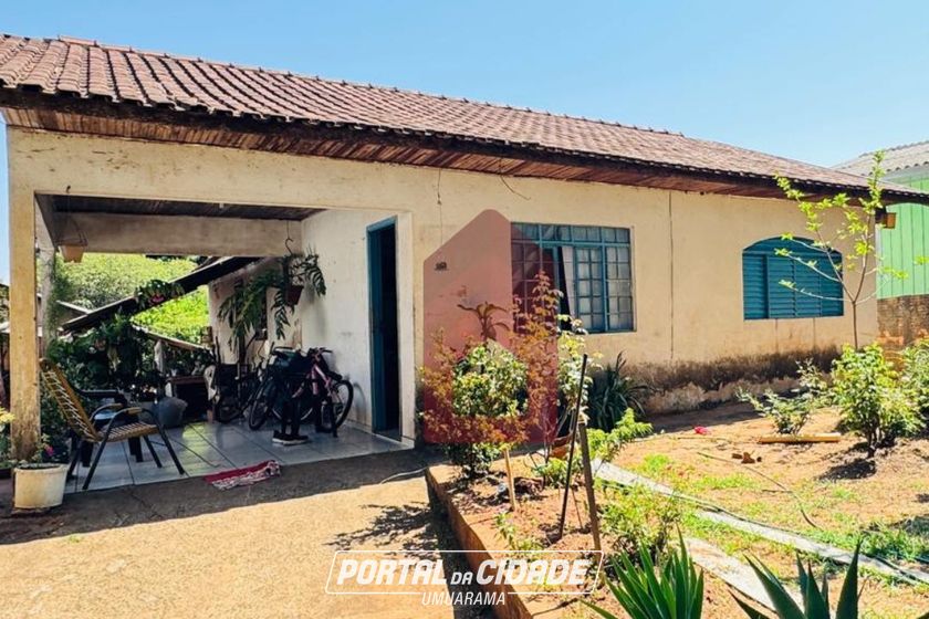 Casa &agrave; venda - 100m&sup2; - Zona V