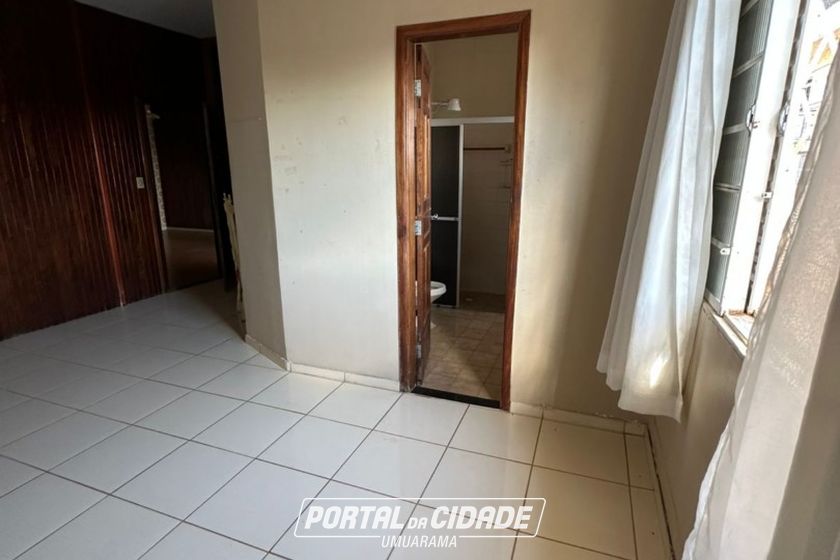 Casa &agrave; venda - 319m&sup2; - ZONA II
