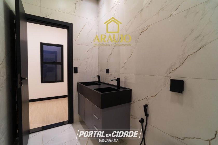 Casa &agrave; venda - 250m&sup2; - Zona VII