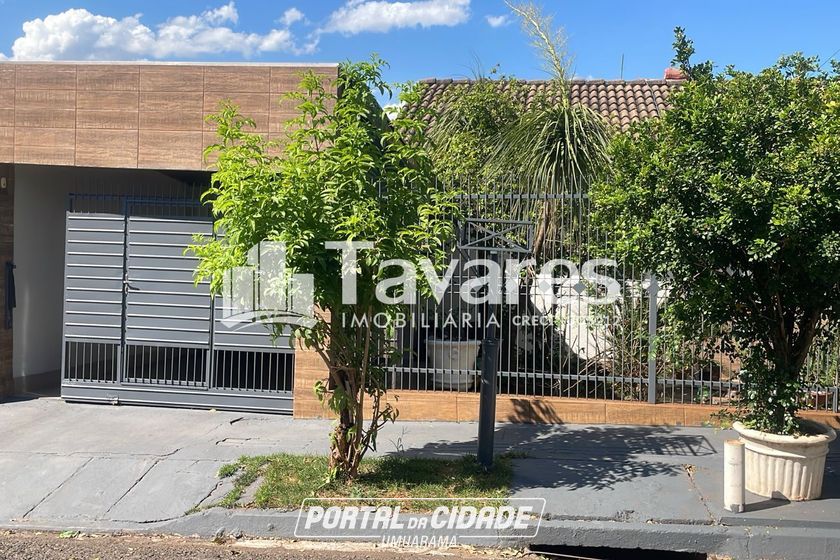 Casa &agrave; venda - 94m&sup2; - Conjunto Habitacional Sonho Meu