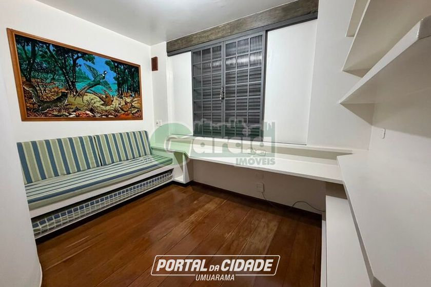 Casa para alugar - 525m&sup2; - Zona I
