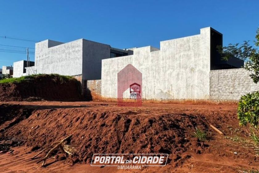 Terreno &agrave; venda - 216m&sup2; - Jardim Cerejeiras