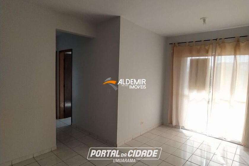 Apartamento para alugar - 51m&sup2; - Zona 3