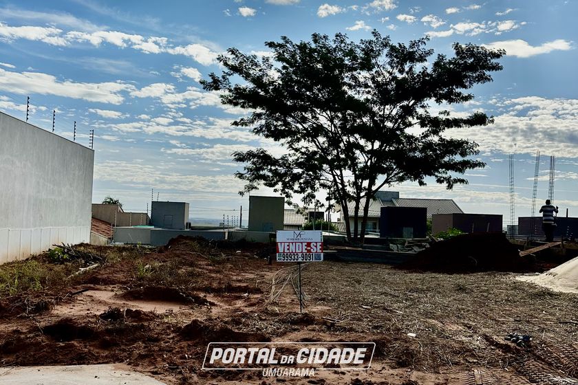 Terreno &agrave; venda - 125m&sup2; - Jardim Cima