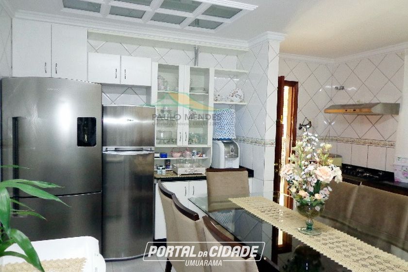 Sobrado &agrave; venda - 356m&sup2; - Zona II