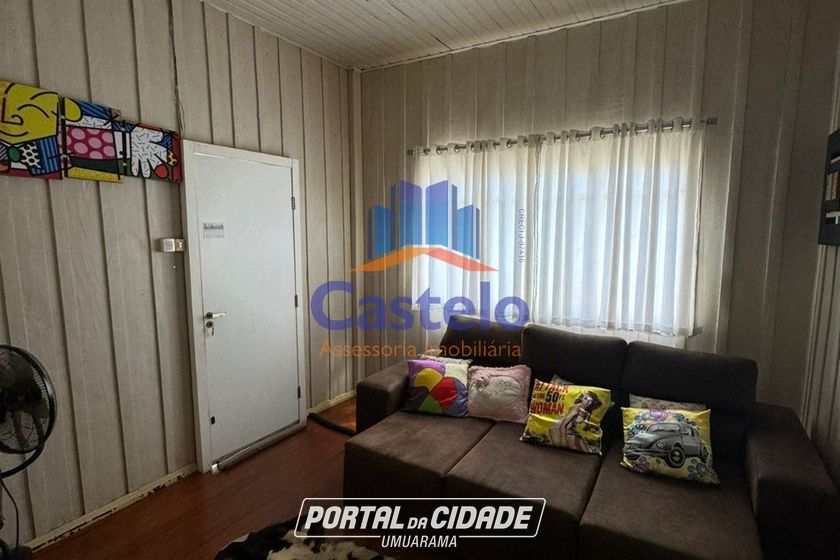 Casa &agrave; venda - 150m&sup2; - ZONA II