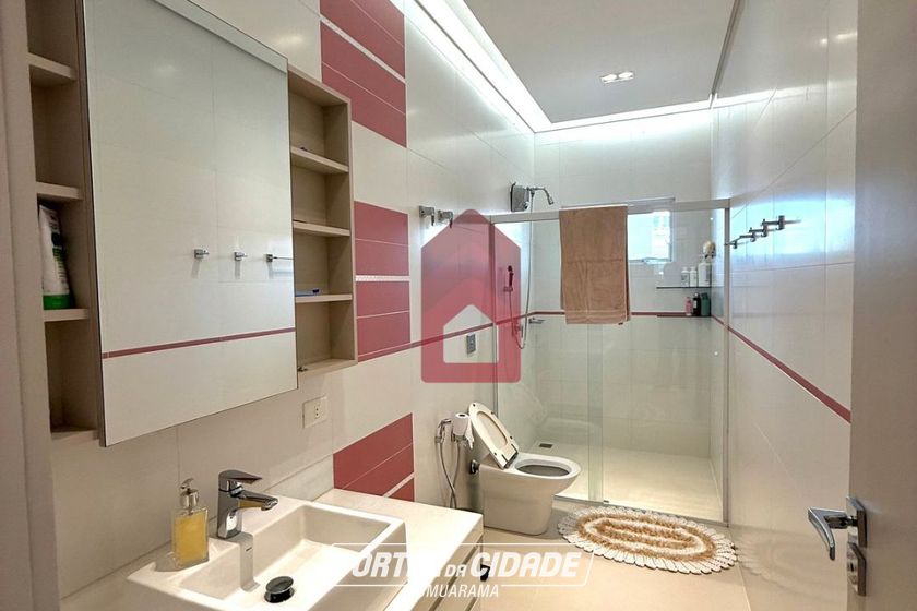 Casa &agrave; venda - 688m&sup2; - Condom&iacute;nio Residencial Soleil