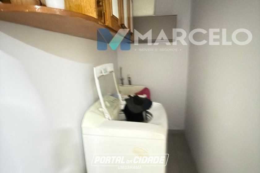 Ch&aacute;cara &agrave; venda - 2800m&sup2; - Zona Rural