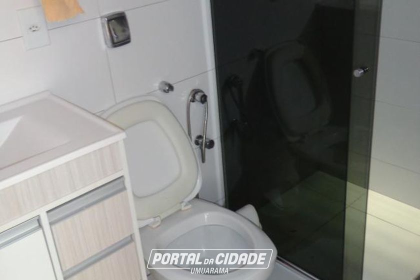Sobrado &agrave; venda - 200m&sup2; - Zona 1