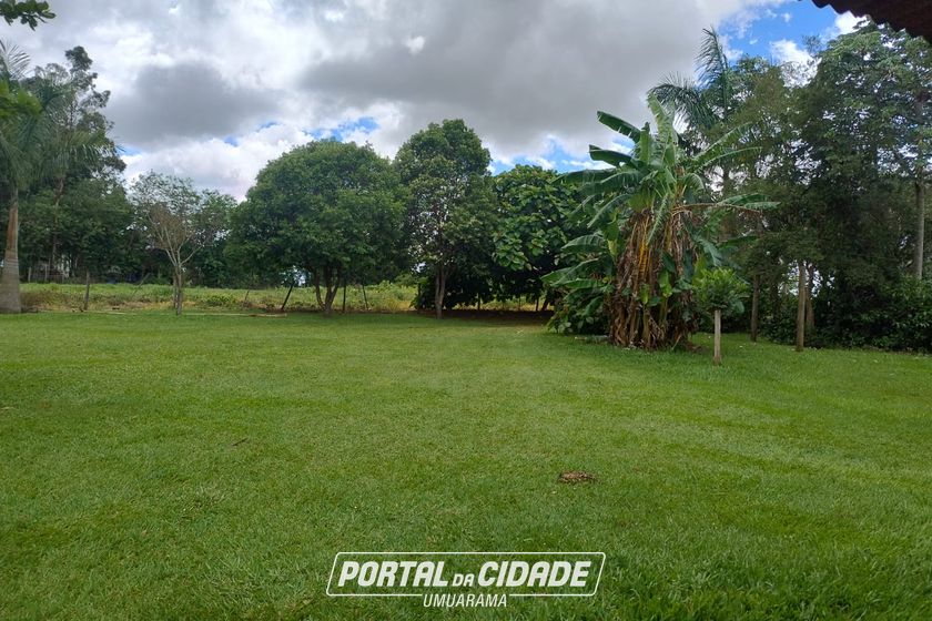 Ch&aacute;cara &agrave; venda - 6400m&sup2; - FUNDOS DO JARDIM PAC&Iacute;FICO