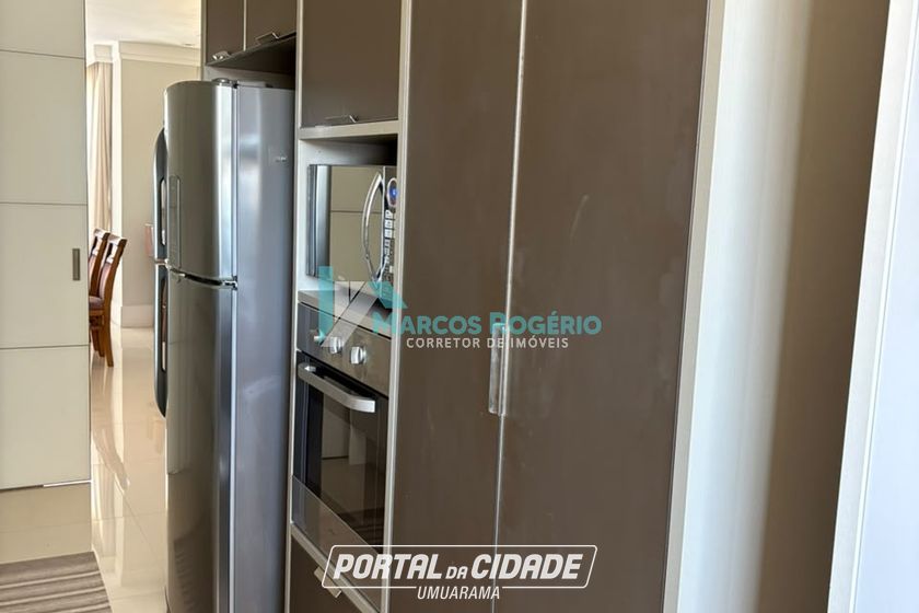 Apartamento &agrave; venda - 127m&sup2; - Centro