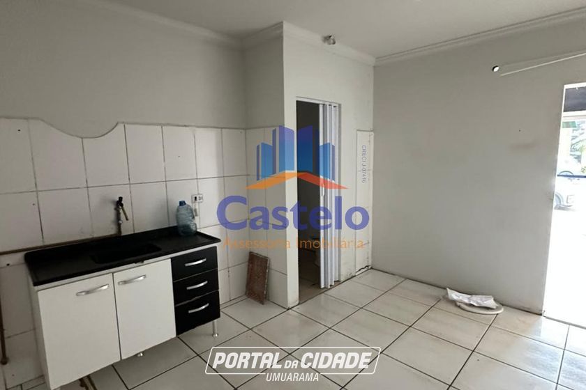 Sal&atilde;o Comercial para alugar - 33m&sup2; - ZONA II