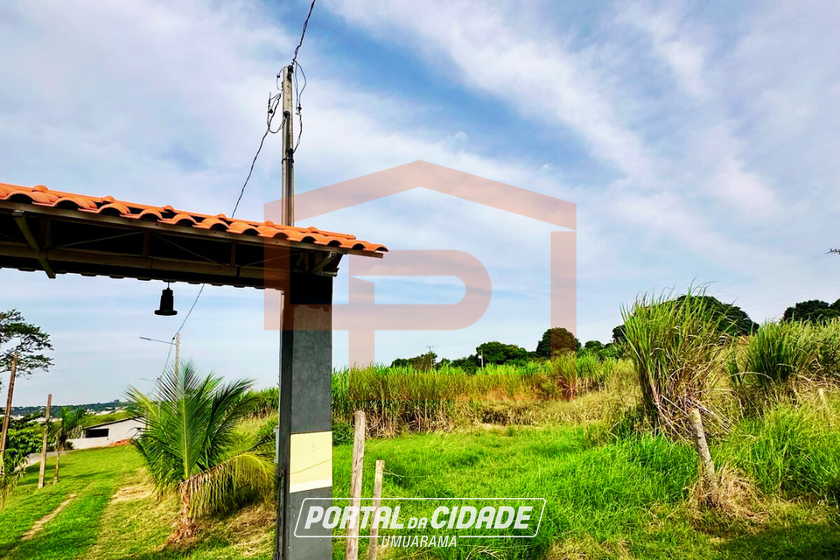 Ch&aacute;cara &agrave; venda - 4000m&sup2; - &Aacute;rea Rural