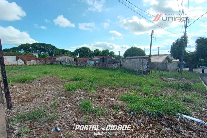 Terreno &agrave; venda - 367m&sup2; - Jardim Belvedere