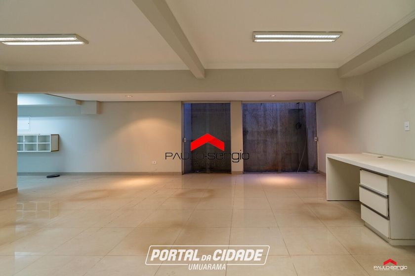 Sala Comercial &agrave; venda - 241m&sup2; - Zona I