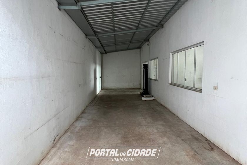 Sal&atilde;o Comercial para alugar - 180m&sup2; - Parque Residencial da G&aacute;vea