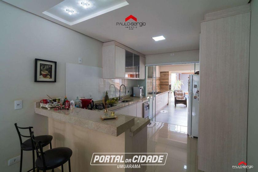 Sobrado &agrave; venda - 225m&sup2; - Jardim Petr&oacute;polis