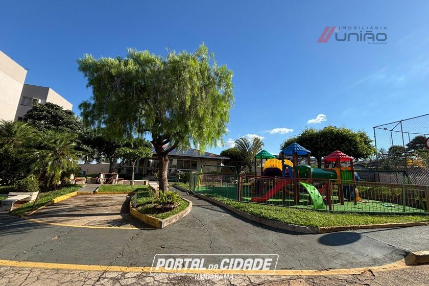 Apartamento &agrave; venda - 51m&sup2; - Zona II