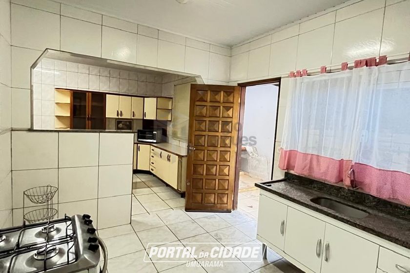 Casa &agrave; venda - 324m&sup2; - Zona VII