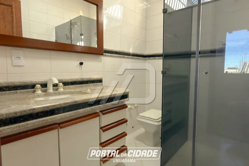 Sobrado &agrave; venda - 376m&sup2; - Zona I