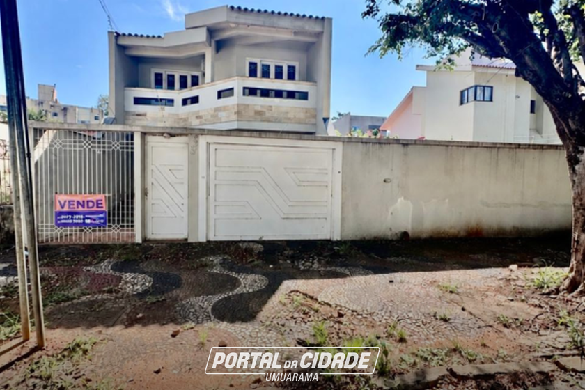 Casa &agrave; venda - 391m&sup2; - Zona II