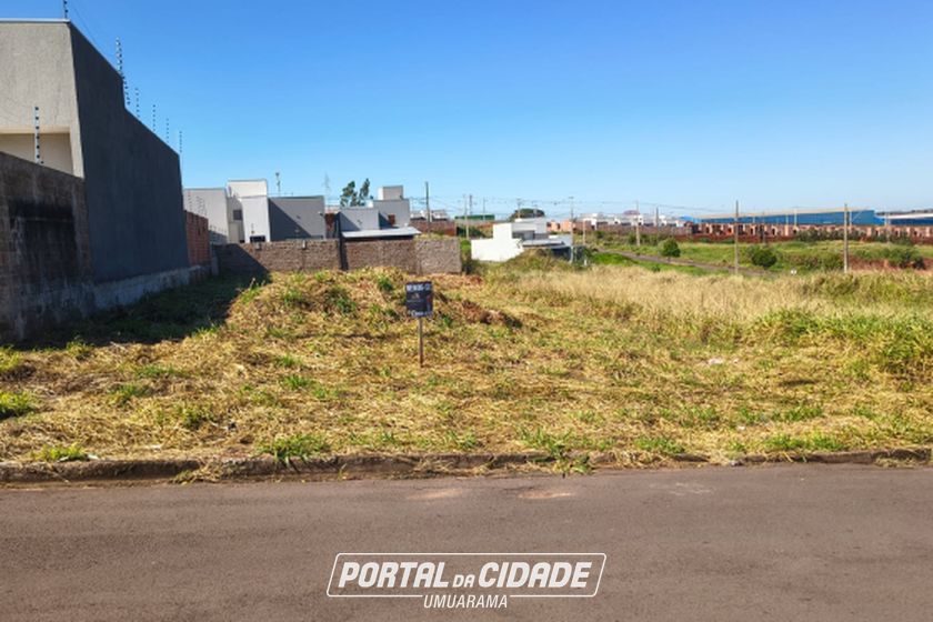 Terreno &agrave; venda - 376m&sup2; - Parque Firenze