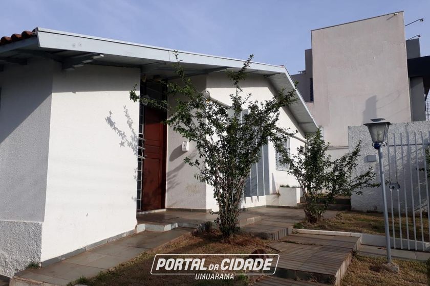 Casa &agrave; venda - 244m&sup2; - Zona I