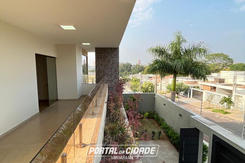 Sobrado &agrave; venda - 428m&sup2; - Jardim Imigrantes II