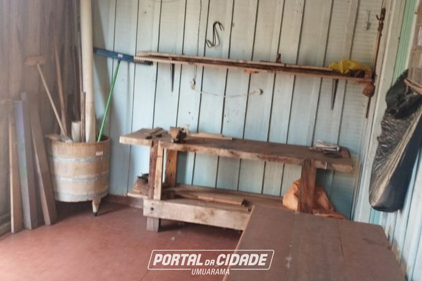 Casa &agrave; venda - 80m&sup2; - CENTRO