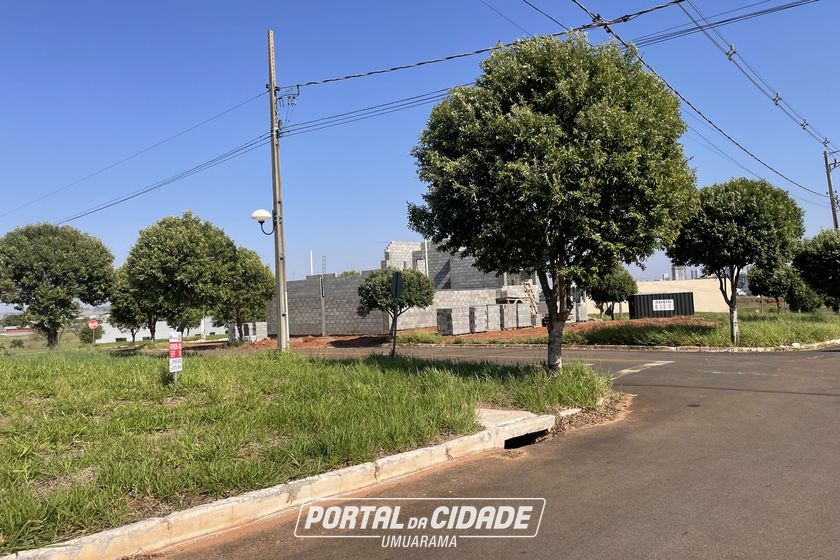 Terreno &agrave; venda - 308m&sup2; - Parque Residencial Metropolitano