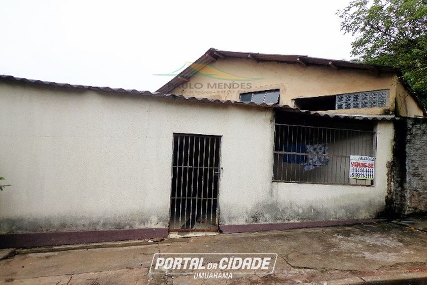 Casa &agrave; venda - 90m&sup2; - CONJUNTO RESIDENCIAL C&Oacute;RREGO LONGE