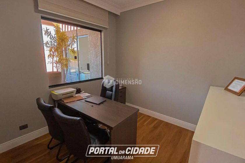Sala Comercial &agrave; venda - 342m&sup2; - Centro