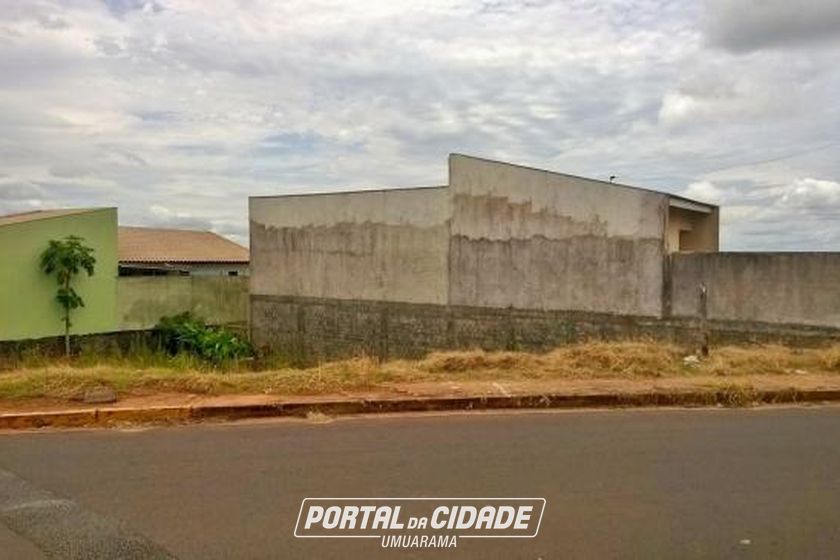 Terreno &agrave; venda - 310m&sup2; - Jardim San Martim