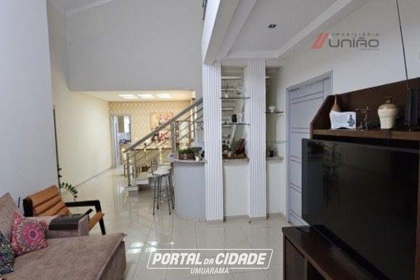 Casa &agrave; venda - 292m&sup2; - Zona III