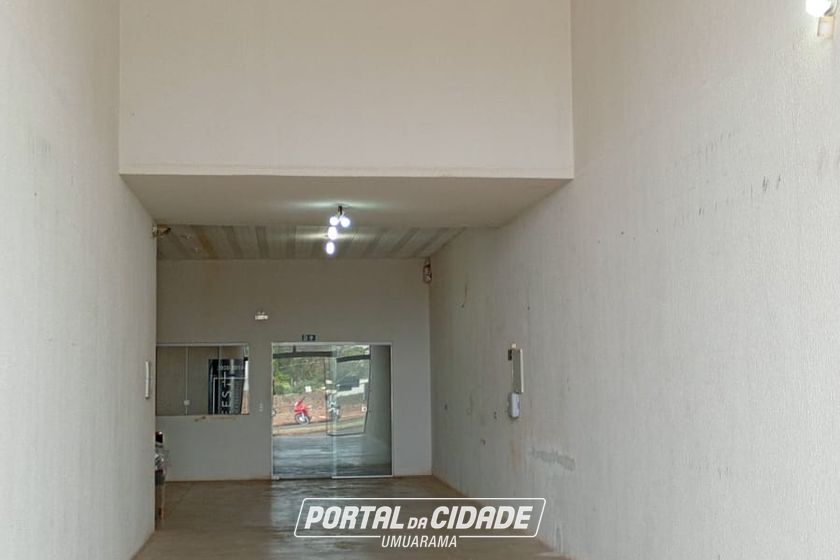 Sal&atilde;o Comercial para alugar - 180m&sup2; - Parque Residencial da G&aacute;vea