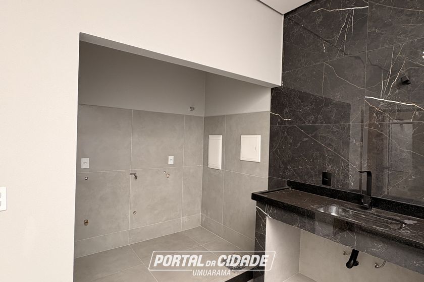 Sobrado &agrave; venda - 136m&sup2; - Zona III