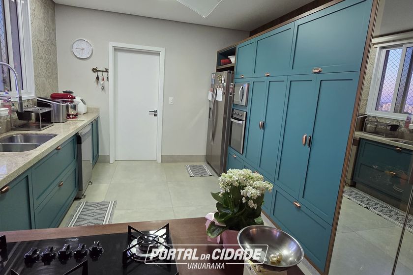 Apartamento &agrave; venda - 227m&sup2; - Zona III