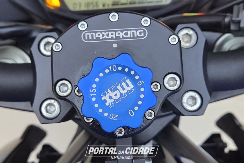 SUZUKI GSX-S