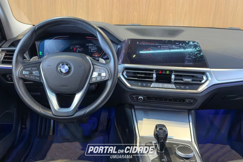 BMW 320iA