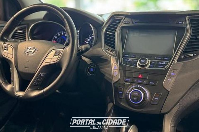 Hyundai Santa
