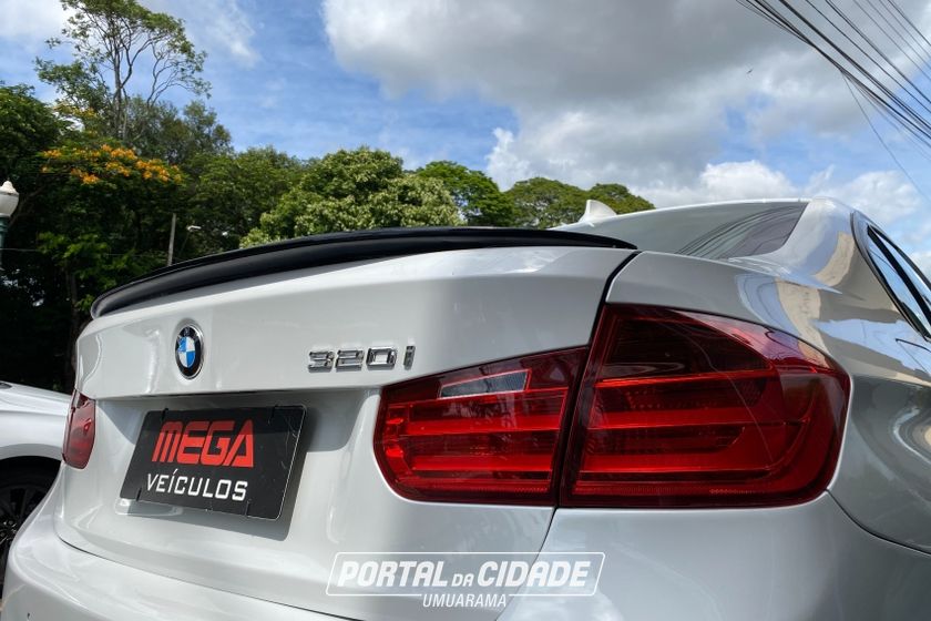 BMW 320iA